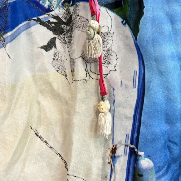 Johnny Was Silk Blouse 👚 - Picture 7 of 10